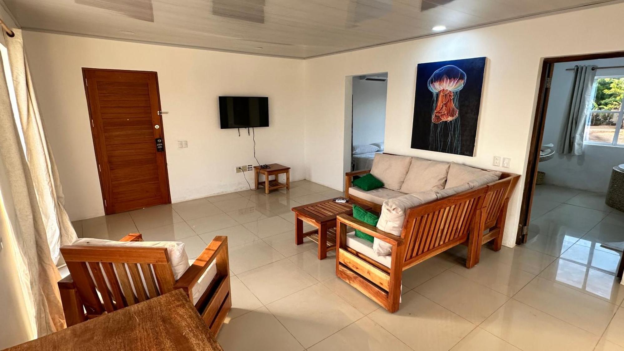 South End Emerald Luxe Suites מראה חיצוני תמונה